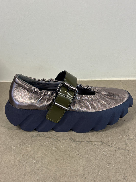 Tura Cove Shoes