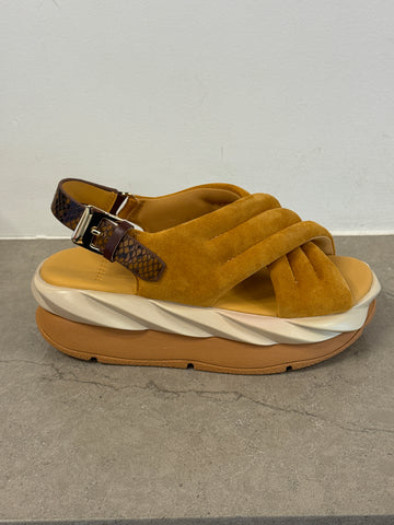 Mellow Mana Sandals