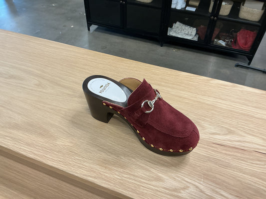 Yorsi Velvet Leather Clog