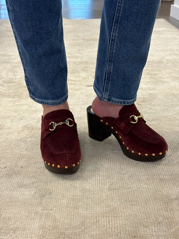 Yorsi Velvet Leather Clog