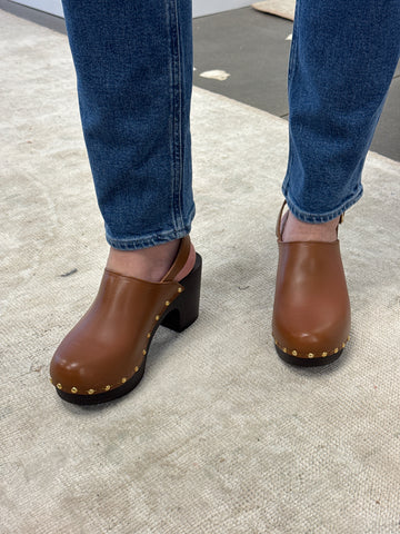 Yboo Vegetable Leather Clog