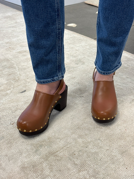 Yboo Vegetable Leather Clog