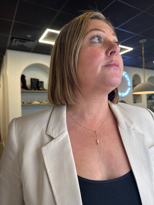 14k Sloane Lariat Necklace White Pearl Mix