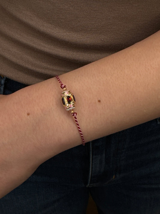 Cien Fuegos Red + Pink Thread Bracelet