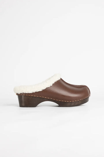 Ynuit Vegetable Leather Shearling Clogs