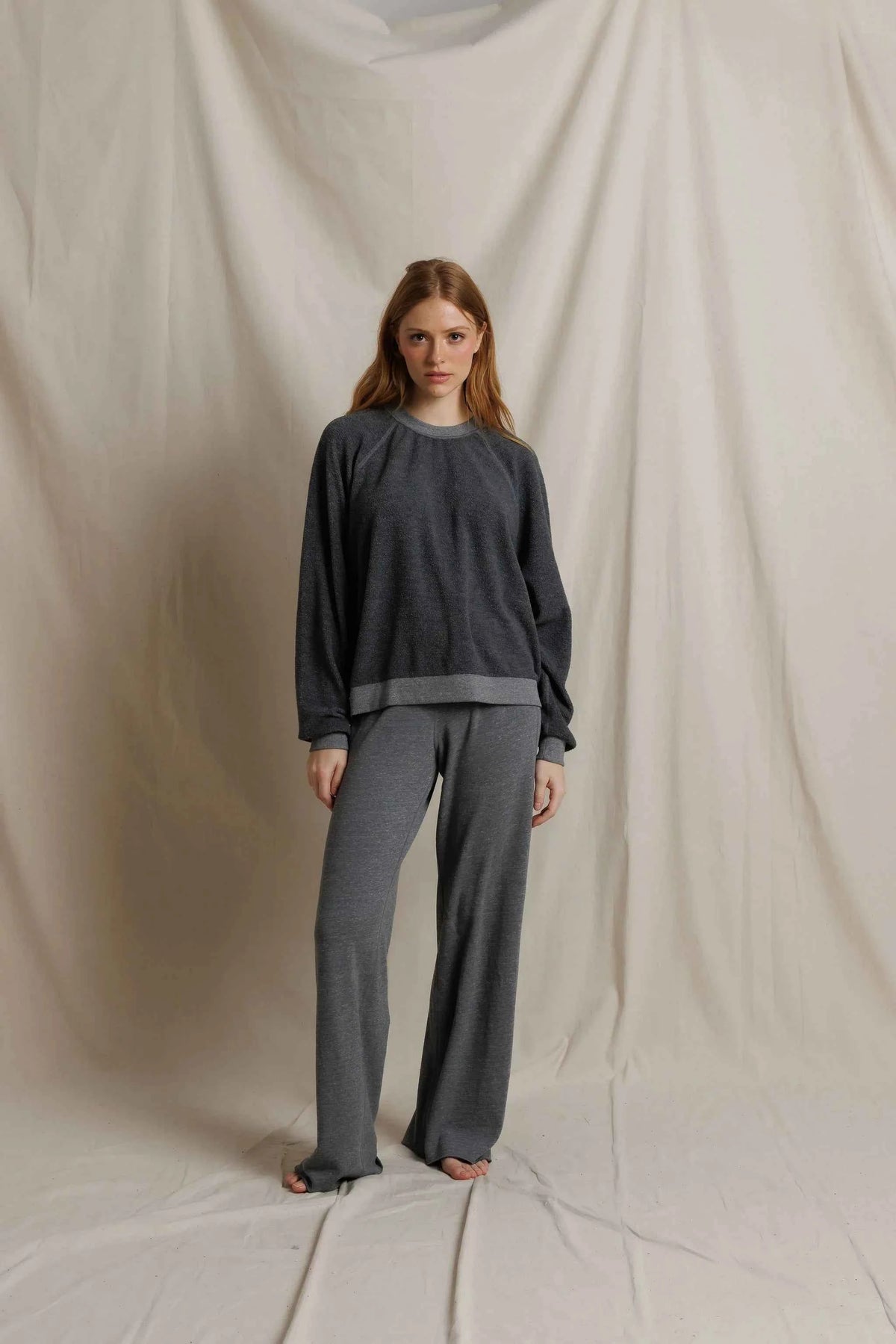 PERFECT WHITE TEE Oversized Ziggy Sweatshirt